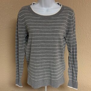 4/$15 Banana Republic Gray and White Striped Sweater